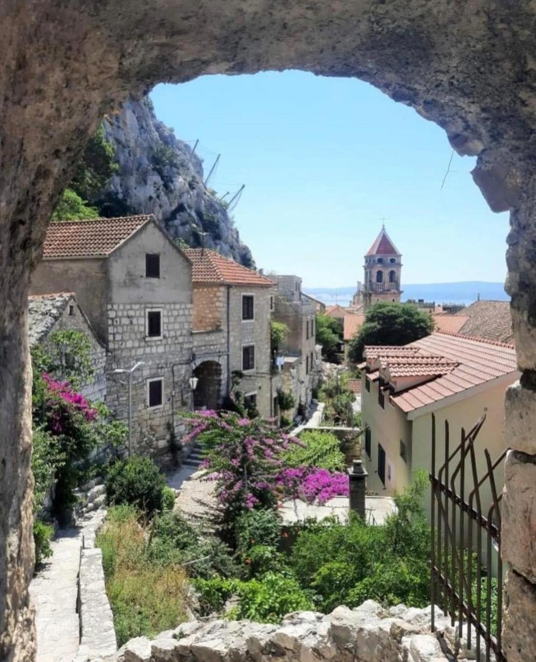 Apartmani Branko Vojnovic Omis Ruang foto