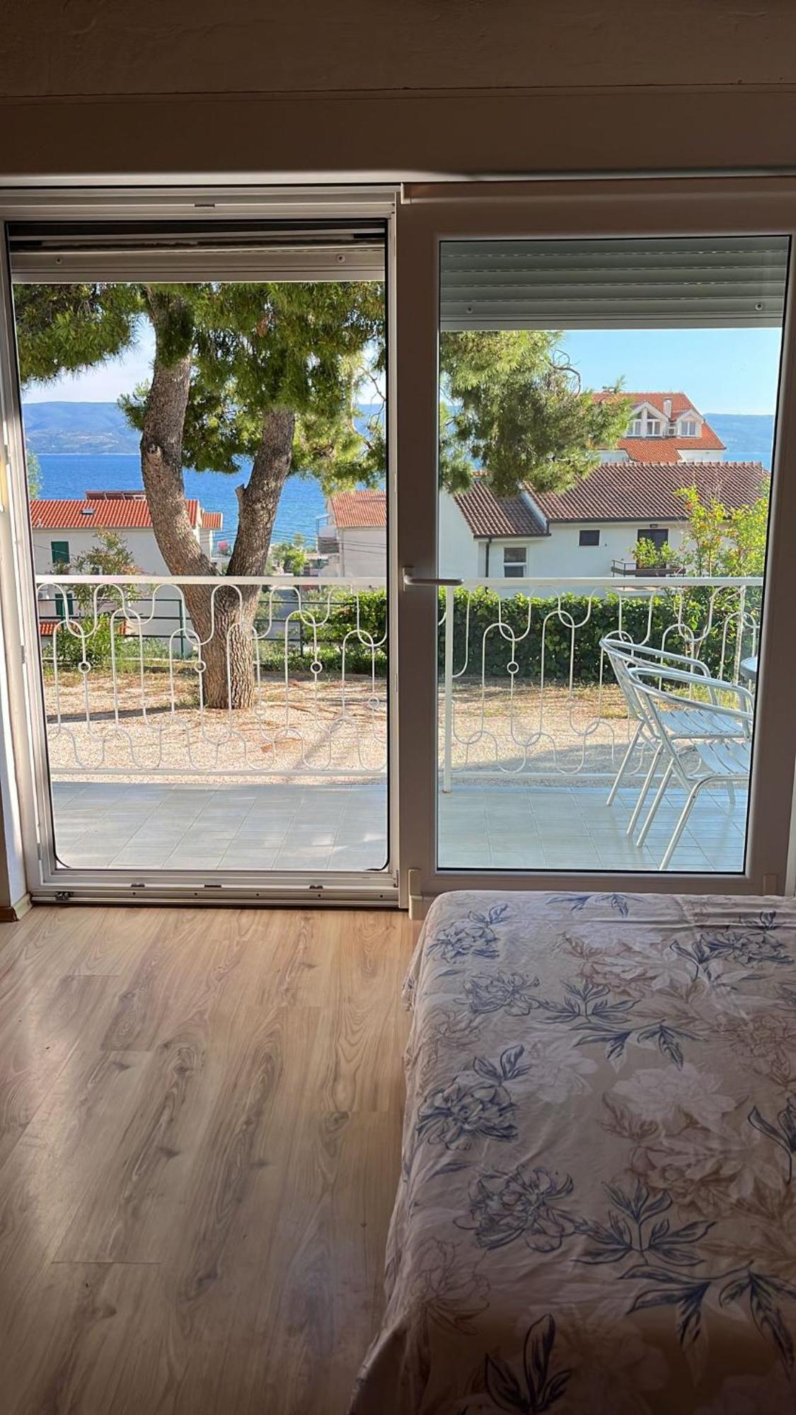 Apartmani Branko Vojnovic Omis Ruang foto