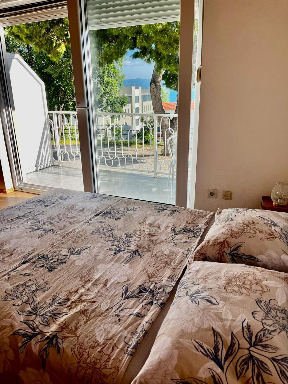 Apartmani Branko Vojnovic Omis Ruang foto