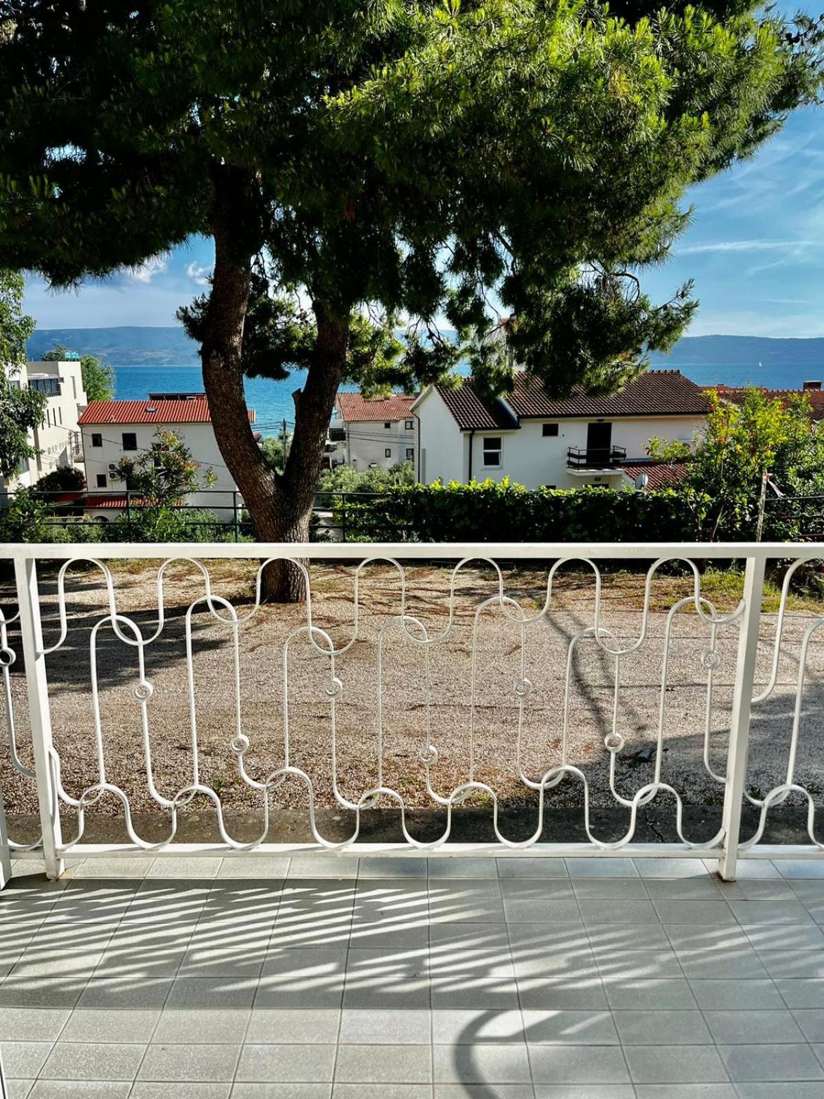 Apartmani Branko Vojnovic Omis Ruang foto