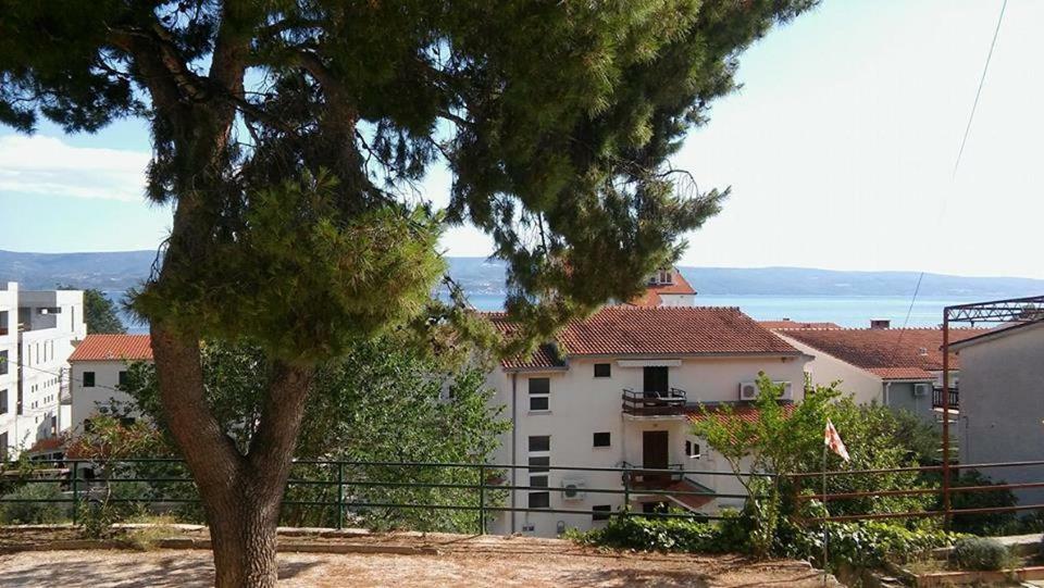 Apartmani Branko Vojnovic Omis Ruang foto